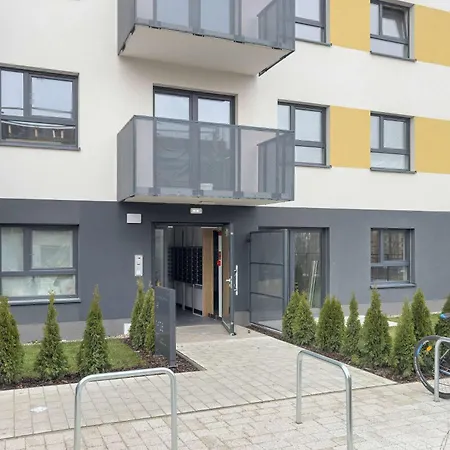 Lägenhet Komfortowy W Poznaniu Parking & Klimatyzacja By Renters Poznań