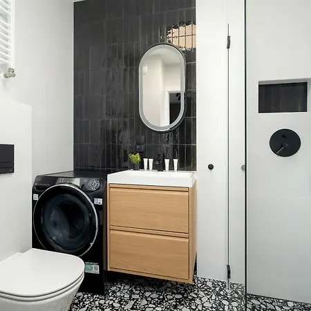 Apartment Komfortowy W Poznaniu Parking & Klimatyzacja By Renters